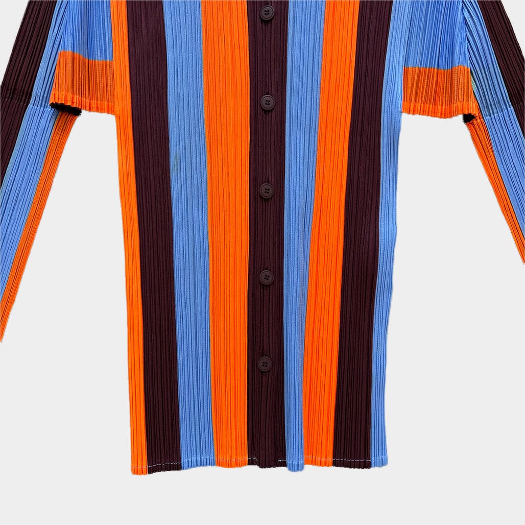 PLEATS PLEASE ISSEY MIYAKE（プリーツプリーズイッセイミヤケ