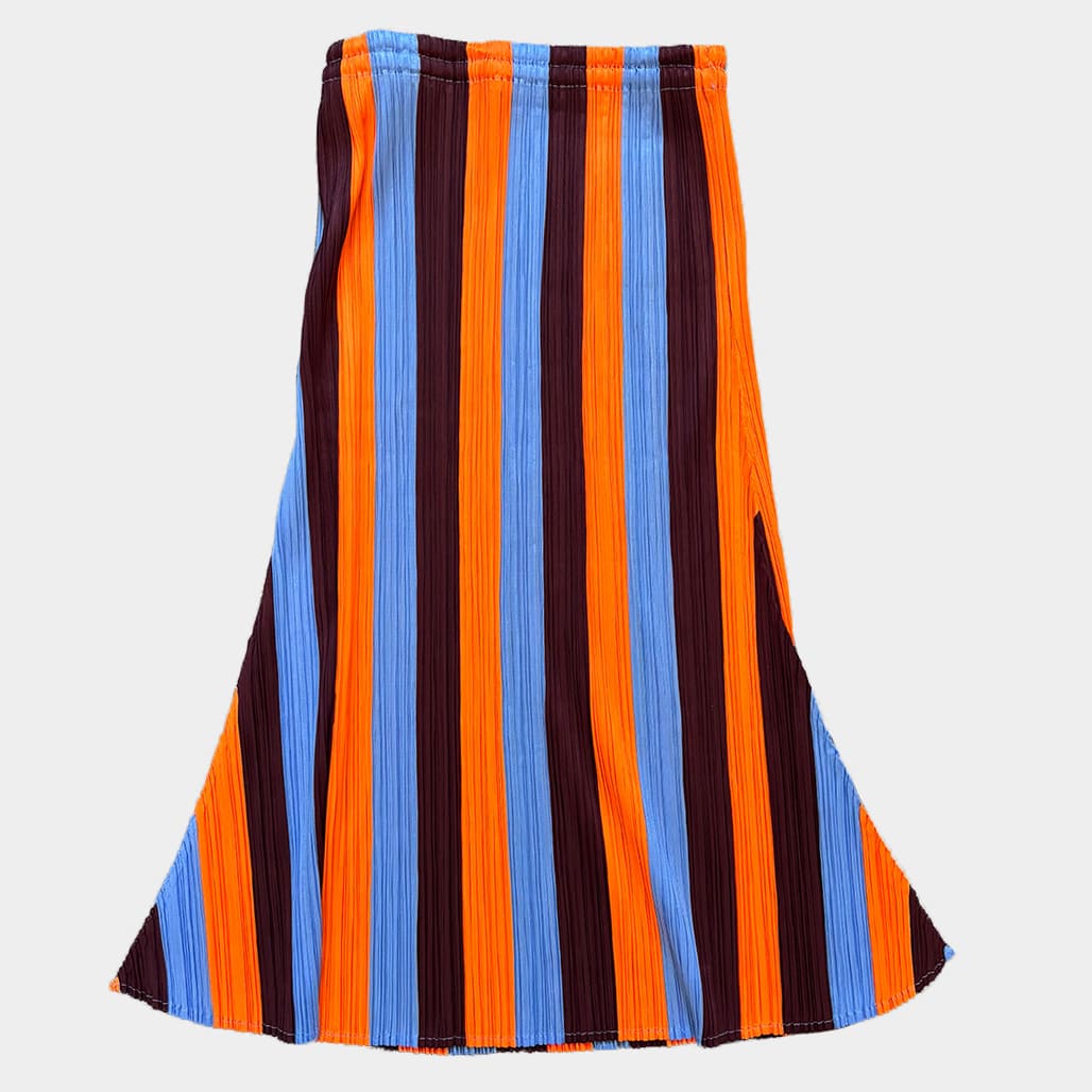 PLEATS PLEASE ISSEY MIYAKE（プリーツプリーズイッセイミヤケ