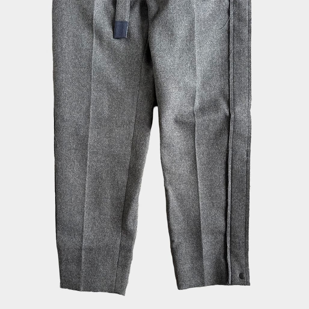 sacai ウールベルテッドパンツ　サイズ1 sacai（サカイ）2022AW ベルテッドパンツ｜洋服レンタル