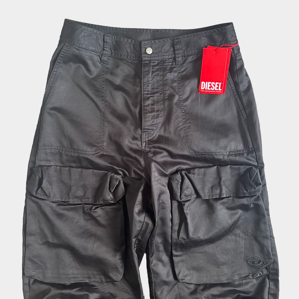 diesel グレンマーティンス P-MALVAROSA-NEW カーゴ パンツ diesel グレンマーティンス P-MALVAROSA-NEW カーゴ パンツ