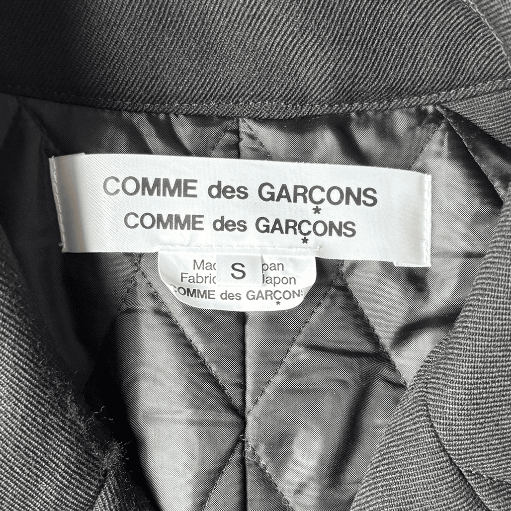 COMME des GARCONS COMME des GARCONS（コムデギャルソン