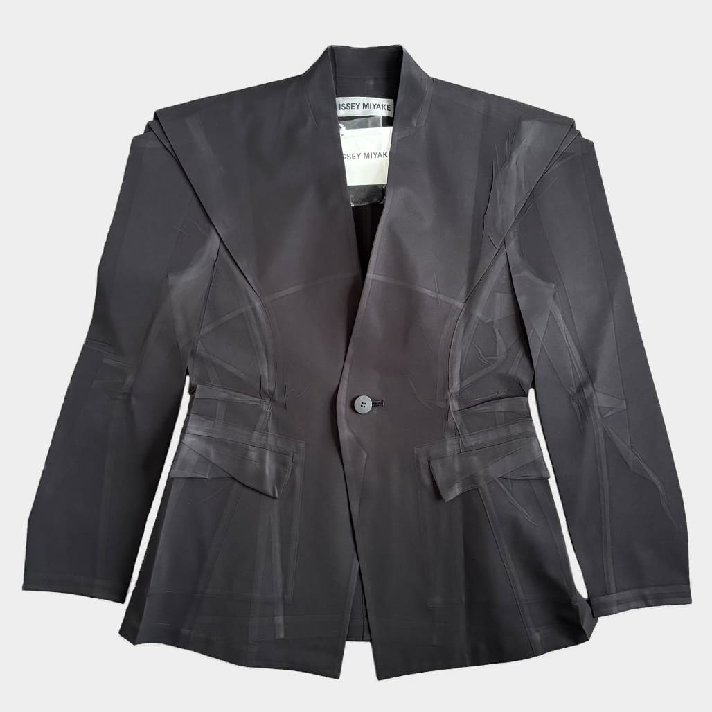 ISSEY MIYAKE（イッセイミヤケ）2024SS ノーカラージャケット